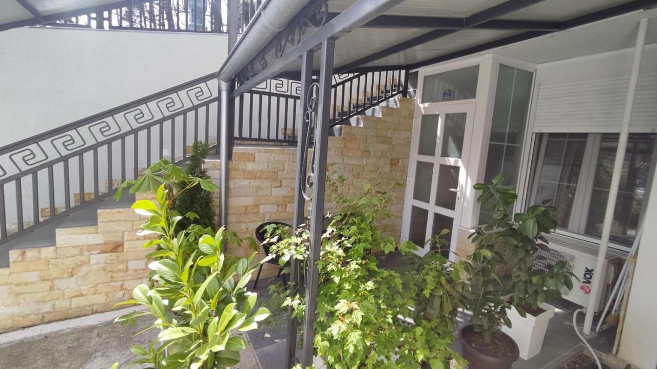 Stil Park Apartmani Vrnjačka Banja Exterior foto